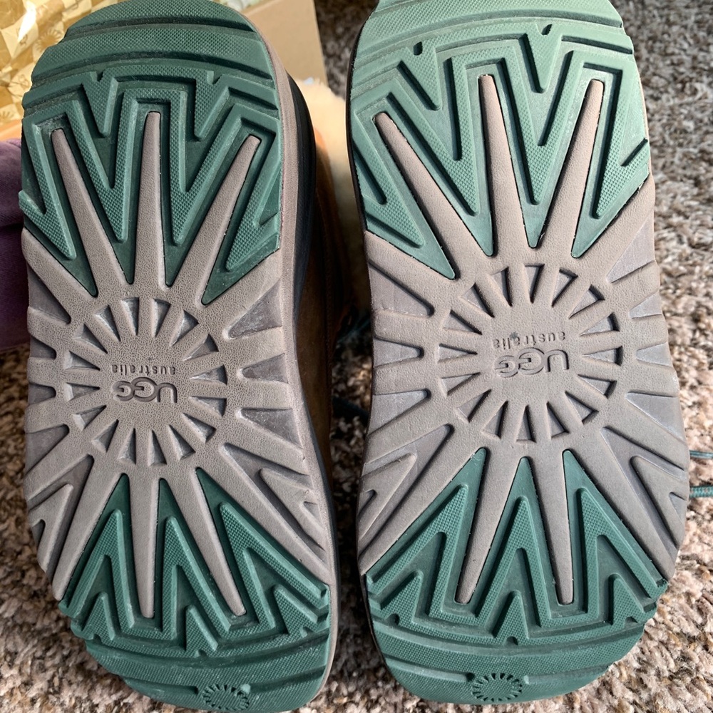 Ugg Boots Used Good Condition With Box Size 5 - image 7